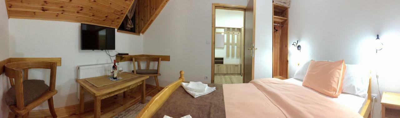 B&B Izvor Žabljak Exterior foto